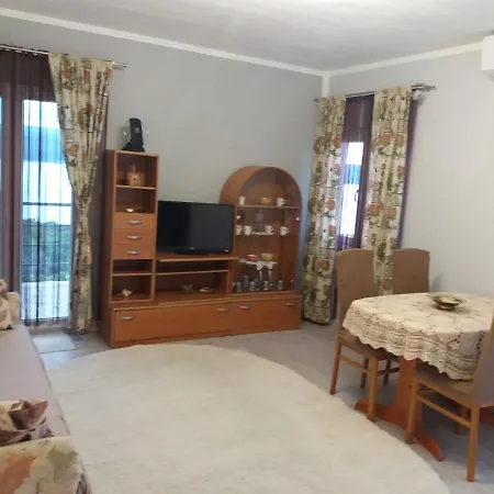 Apartman 3 아파트 Kruševo